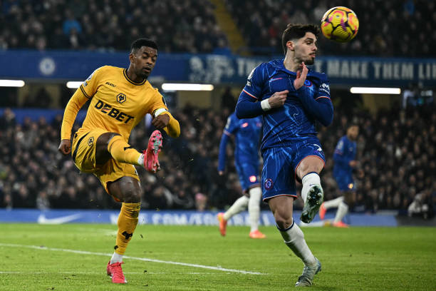 並考慮通過 並考慮通過