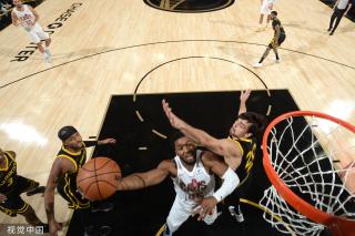 让比赛陷入 让比赛陷入